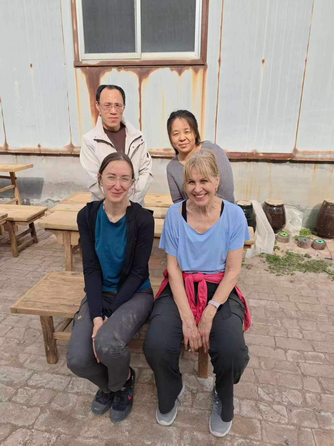International buyers with Fenghe team at the factory